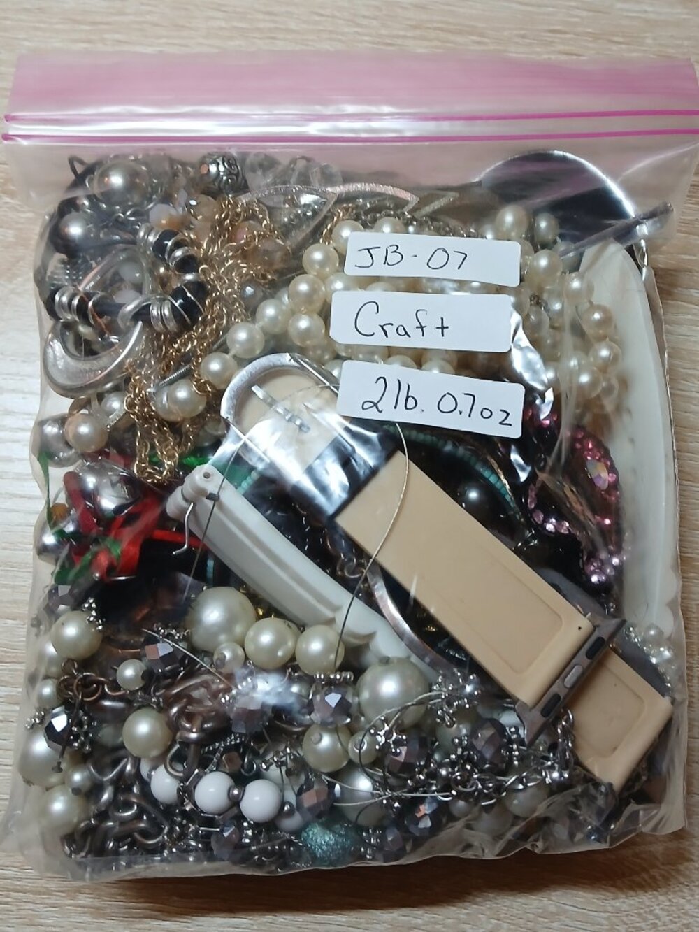 2 lbs 0.7 oz Vintage Craft Only Costume Jewelry Part Mystery Lot Quart Bag JB-07